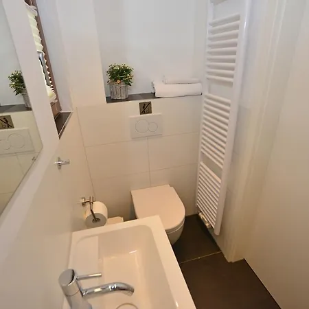 Moderne Deichstrasse Hennef (Sieg)