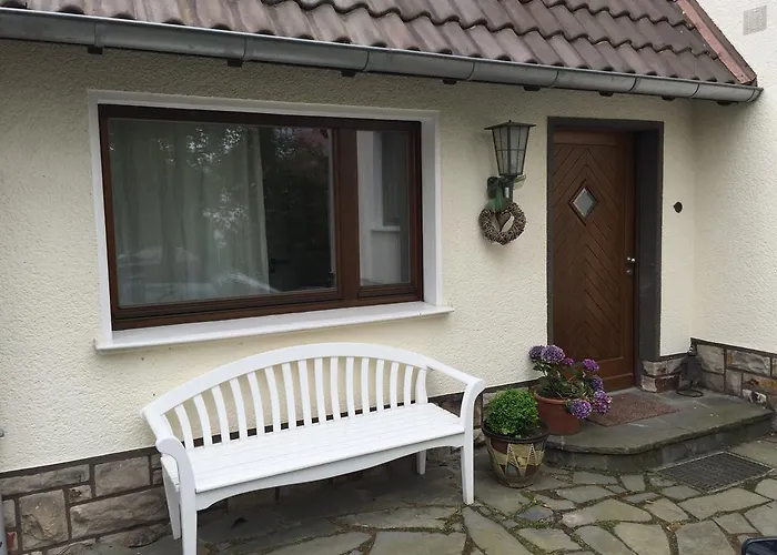 Moderne Deichstrasse * הנף