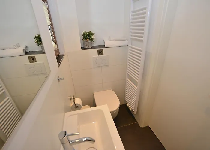 Moderne Deichstrasse הנף